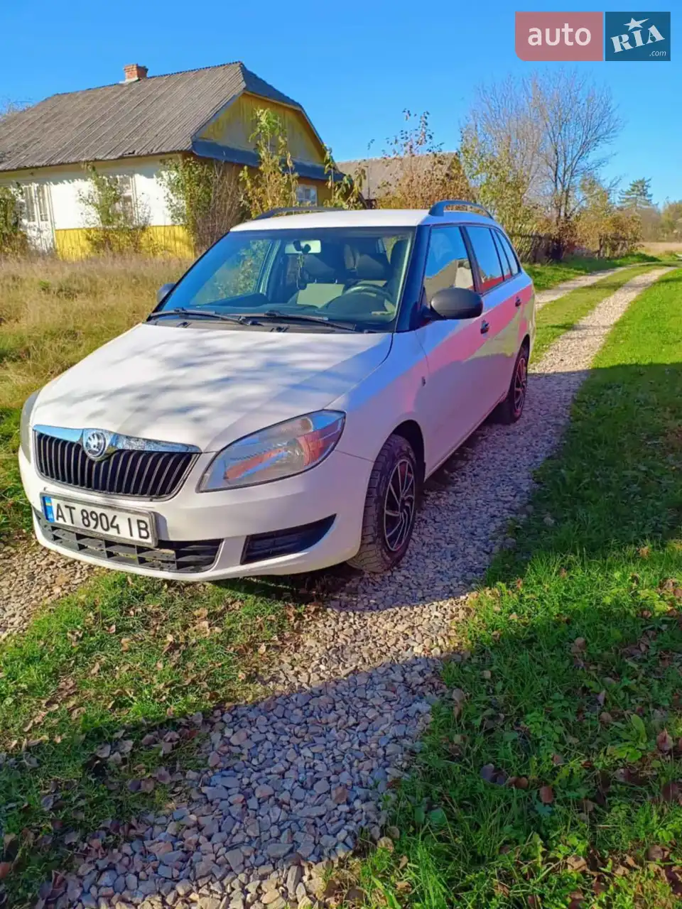 2011 Skoda Fabia - мініатюра 3
