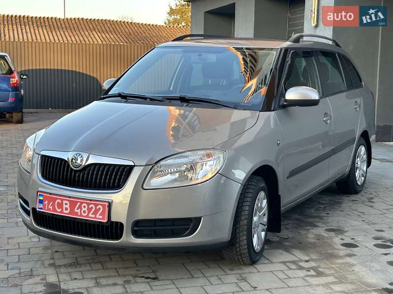 Skoda Fabia 2009 року в Івано-Франківську