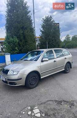 Skoda Fabia  2004