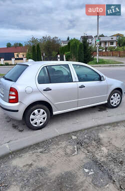 Skoda Fabia  2002