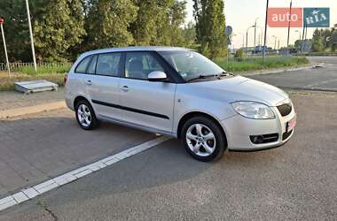 Skoda Fabia  2009
