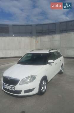 Skoda Fabia  2010