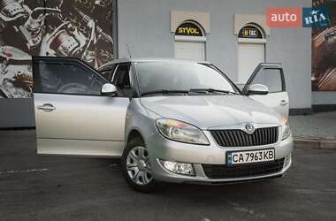 Skoda Fabia  2011