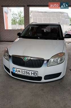 Skoda Fabia  2010