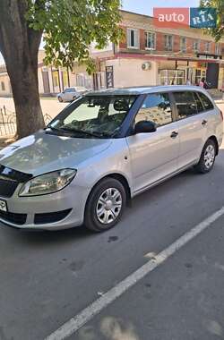 Skoda Fabia  2012