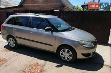 Skoda Fabia  2012