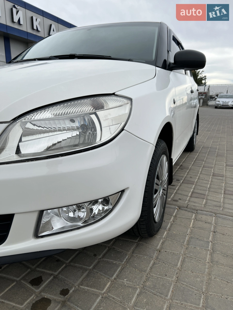2012 Skoda Fabia - мініатюра 4