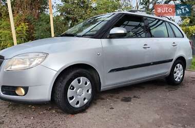 Skoda Fabia  2009
