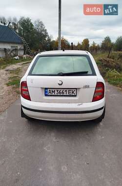 Skoda Fabia  2004