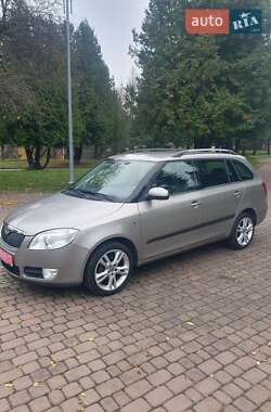 Skoda Fabia  2008