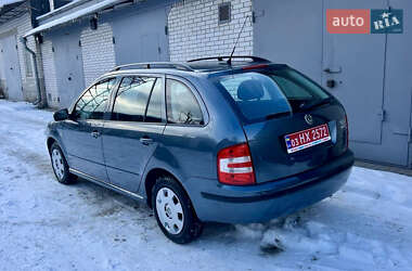 Skoda Fabia  2007