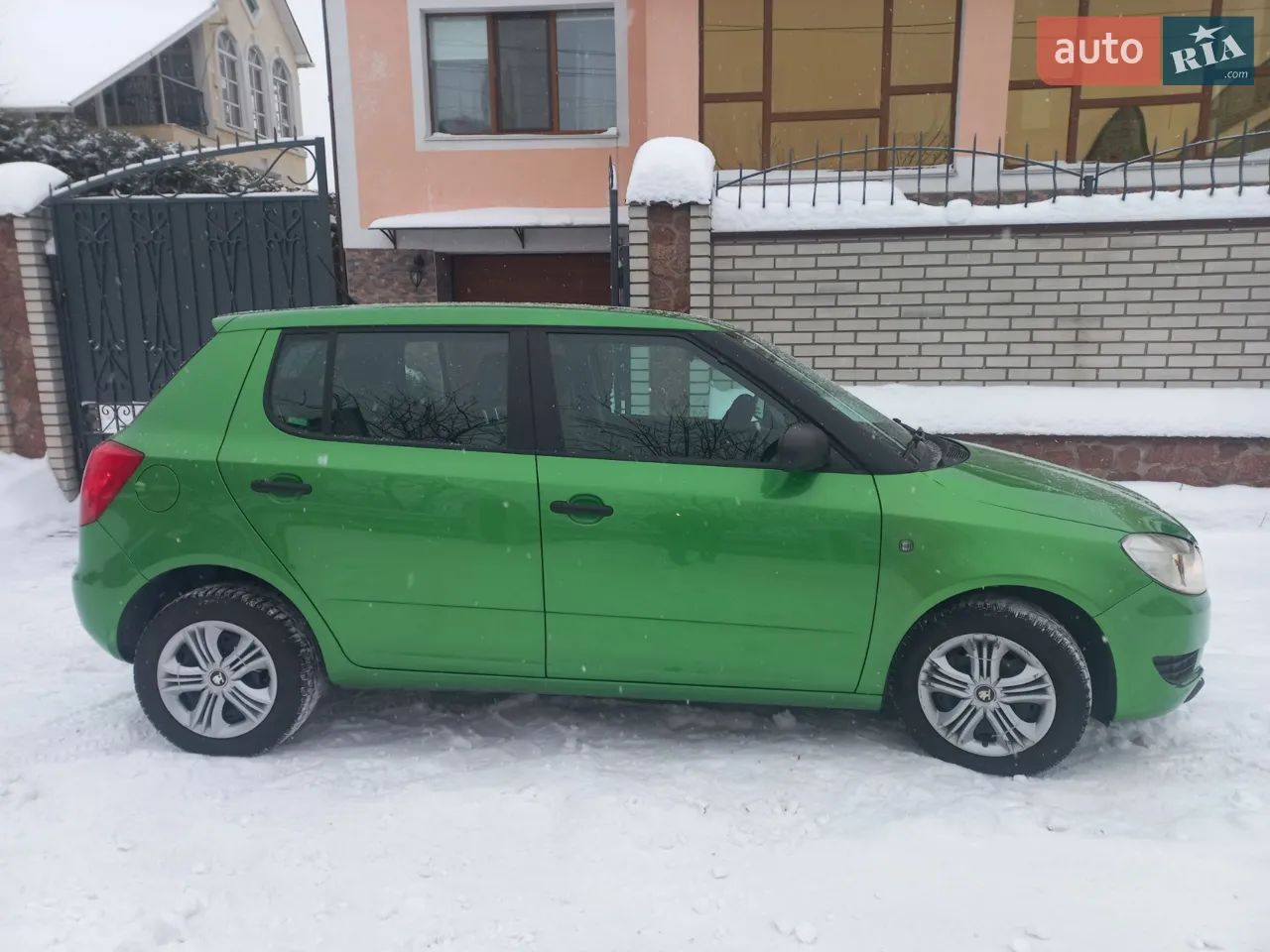 2014 Skoda Fabia - мініатюра 2