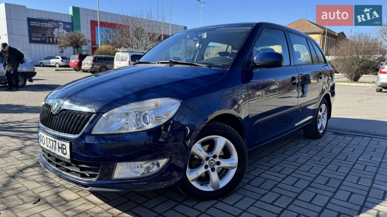 2011 Skoda Fabia - фото 1