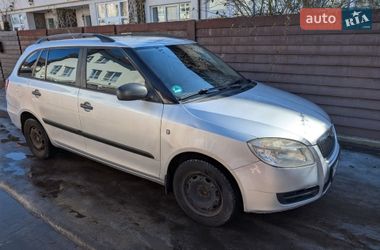 Skoda Fabia  2009