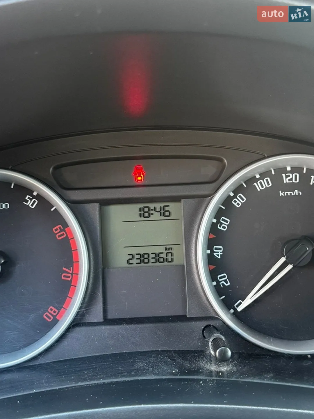 Skoda Fabia 2009 VIN TMBGC25J2A3014193 фото оголошення 4 з 12