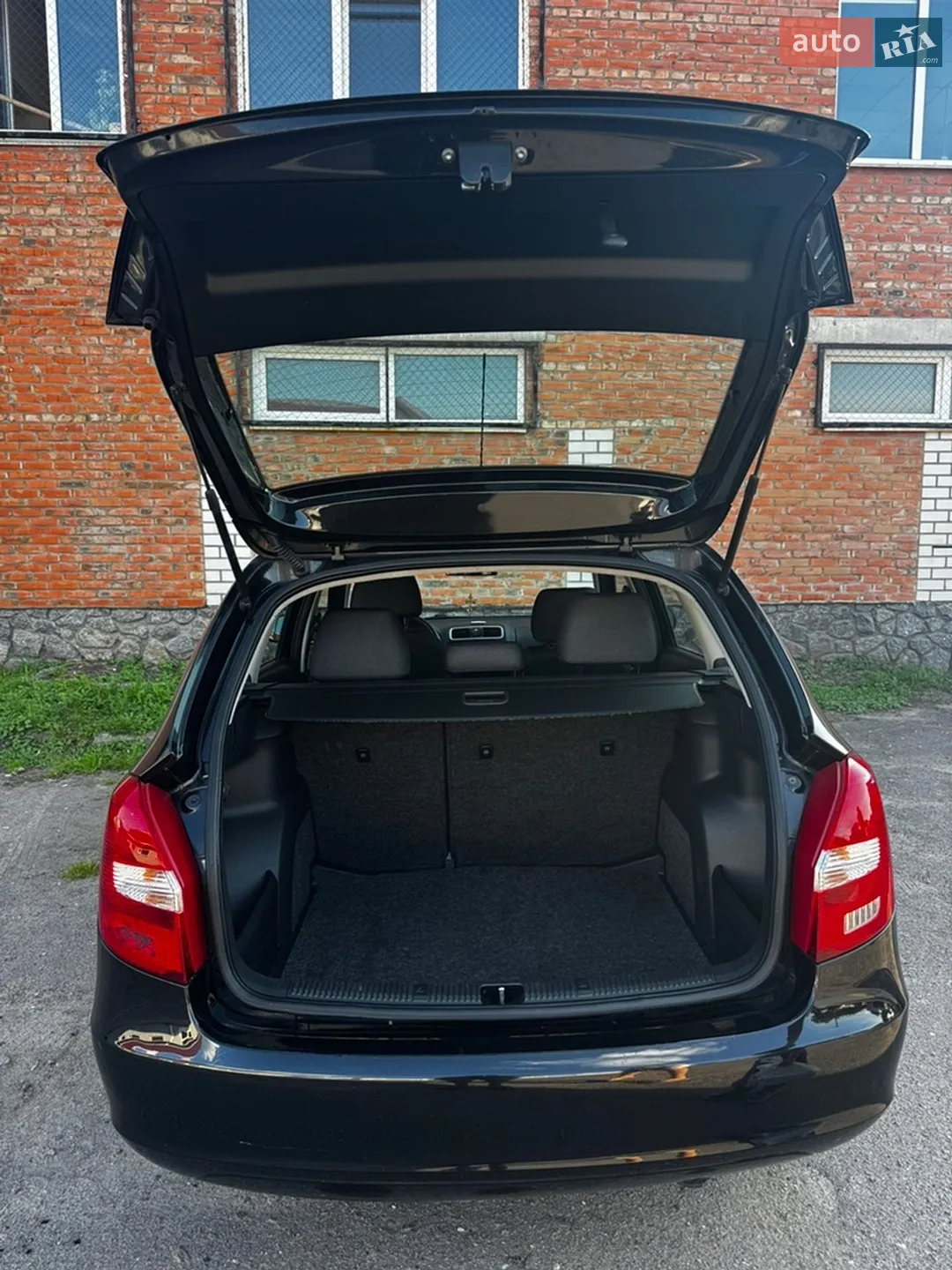 Skoda Fabia 2009 VIN TMBGC25J2A3014193 фото оголошення 11 з 12