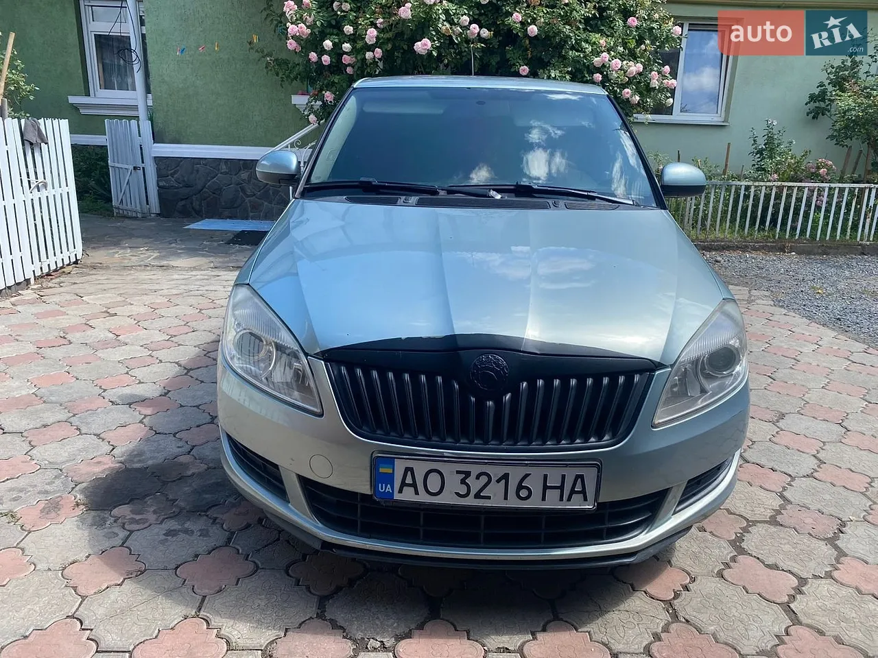 2010 Skoda Fabia - мініатюра 2