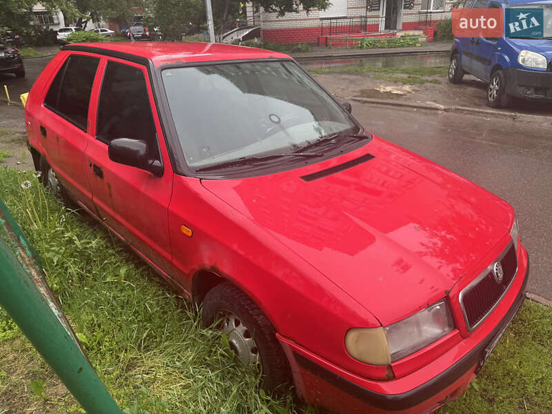 Хетчбек Skoda Felicia