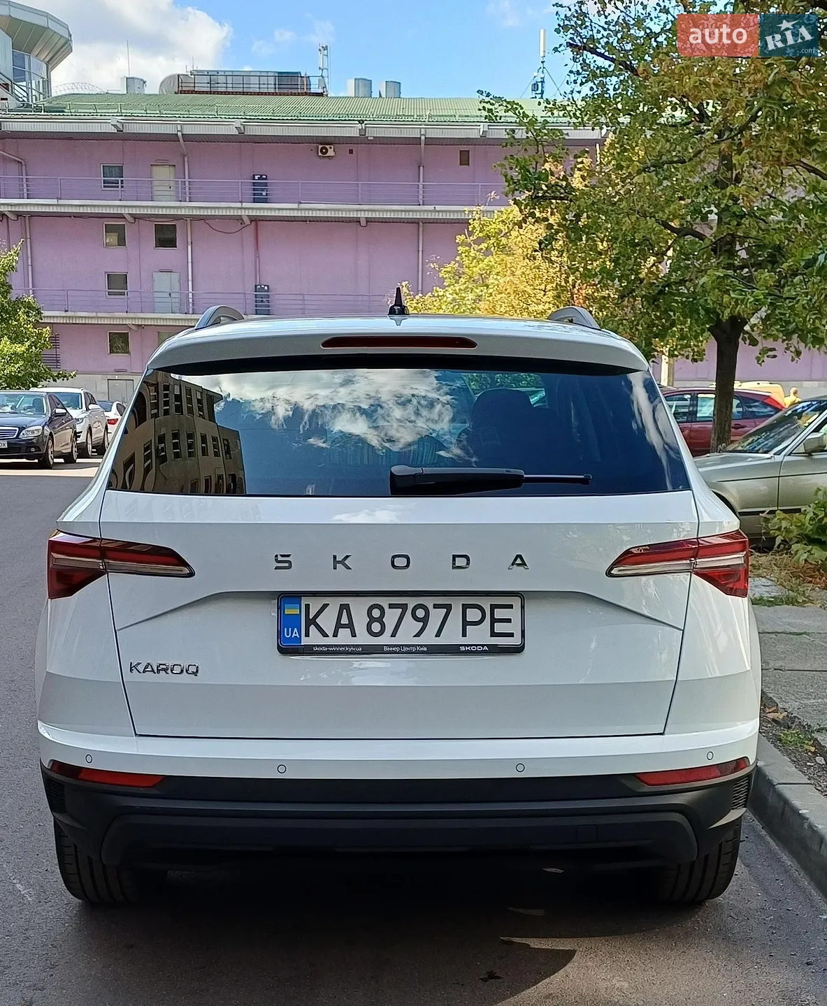 Skoda Karoq 2025 VIN TMBJC7NU2SB200417 фото оголошення 4 з 9