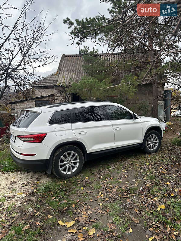 Позашляховик / Кросовер Skoda Kodiaq