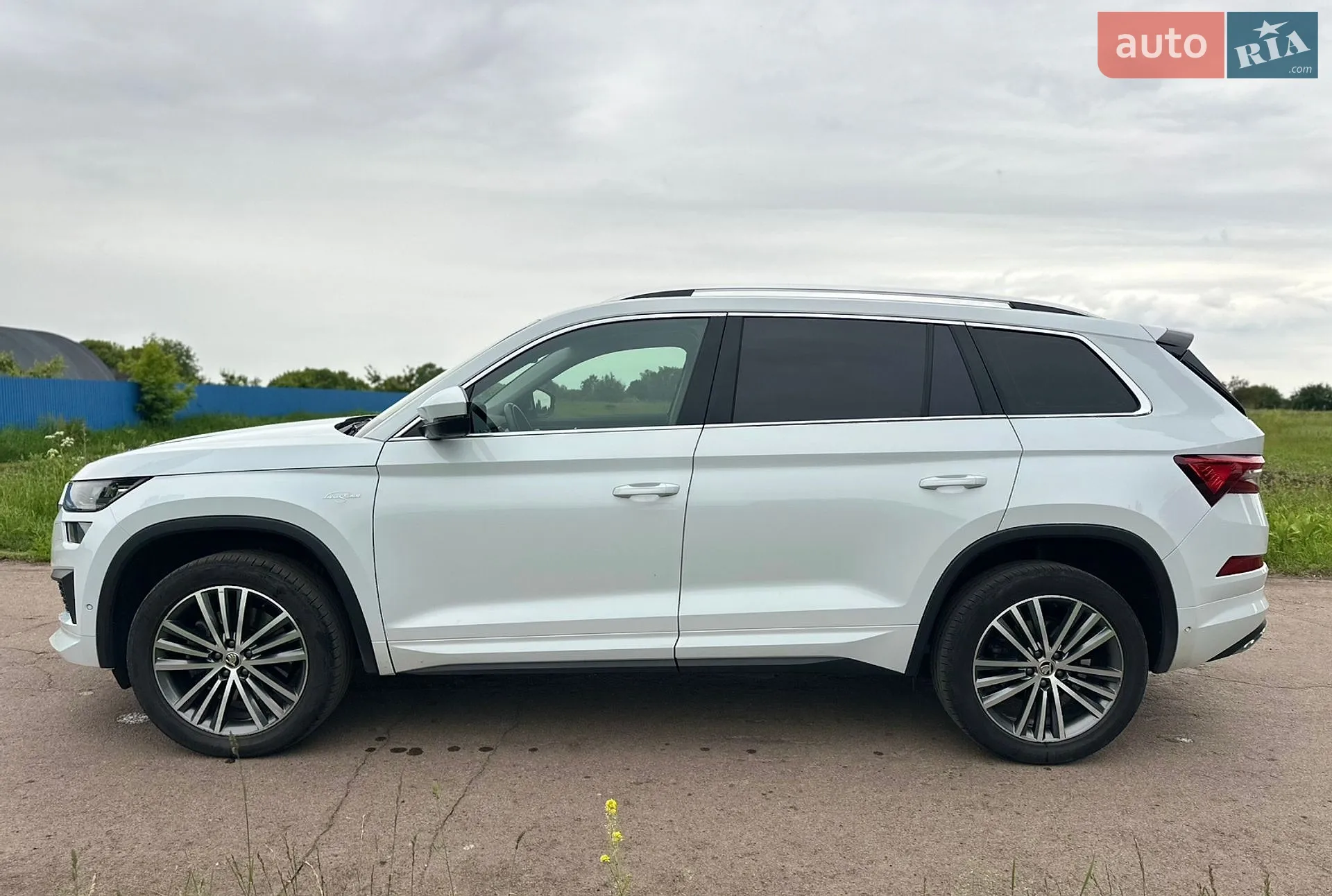 Skoda Kodiaq 2023 VIN TMBLN7NS2P8520147 фото оголошення 4 з 26