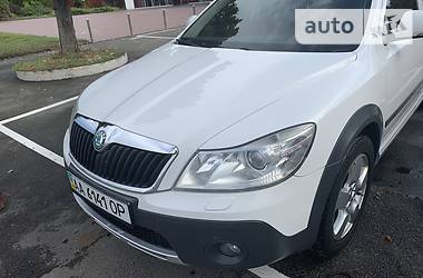 Skoda Octavia Scout  2012