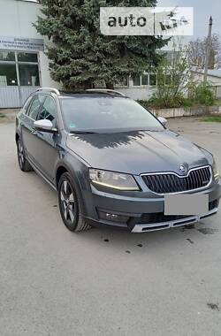 Skoda Octavia Scout  2016