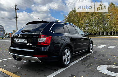 Skoda Octavia Scout  2015