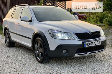 Skoda Octavia Scout  2011