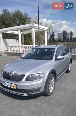 Skoda Octavia Scout  2016
