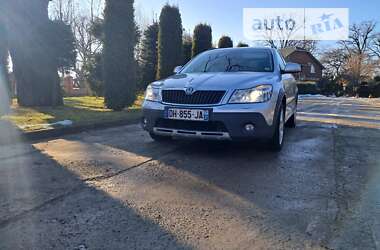 Skoda Octavia Scout  2010