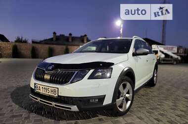 Skoda Octavia Scout 2017