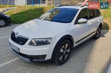 Skoda Octavia Scout 2015