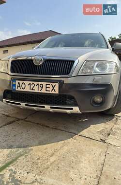 Skoda Octavia Scout  2009