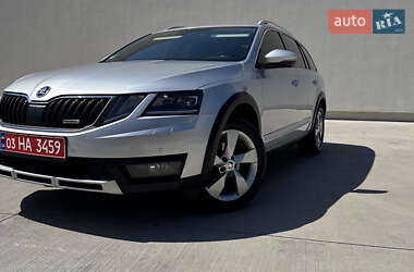 Skoda Octavia Scout 2019