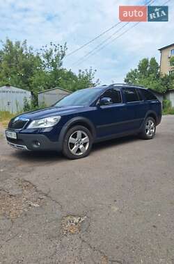 Skoda Octavia Scout  2012