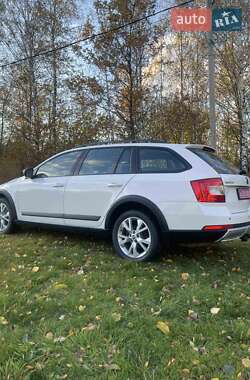 Skoda Octavia Scout  2015