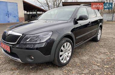 Skoda Octavia Scout  2011