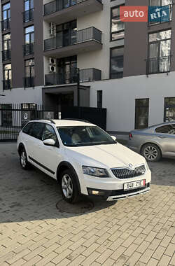 Skoda Octavia Scout  2014