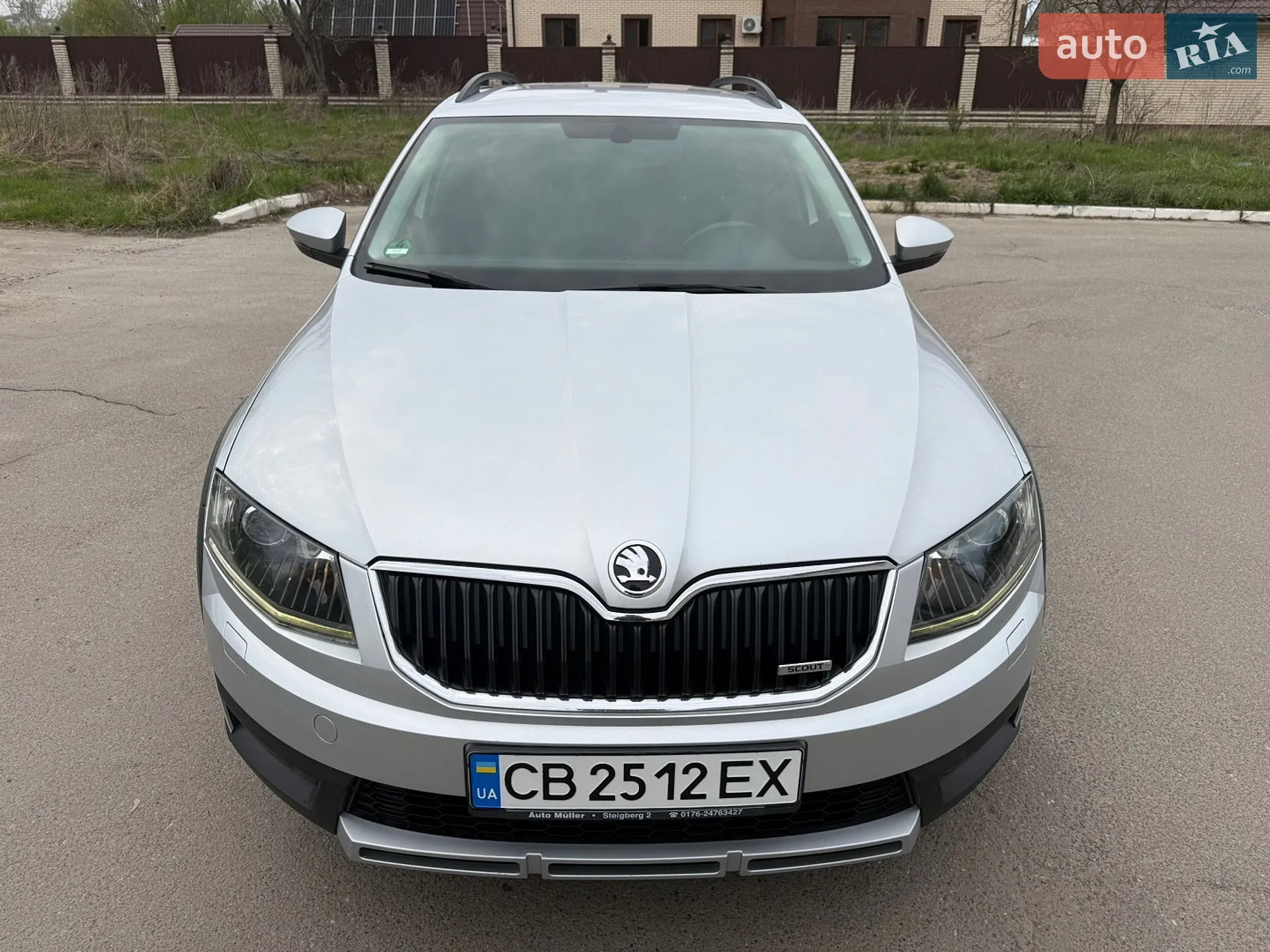 Skoda Octavia Scout 2016 VIN TMBLK7NE9H0147093 фото оголошення 2 з 9