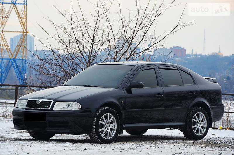 skoda octavia тур 1.6 2008 спорт