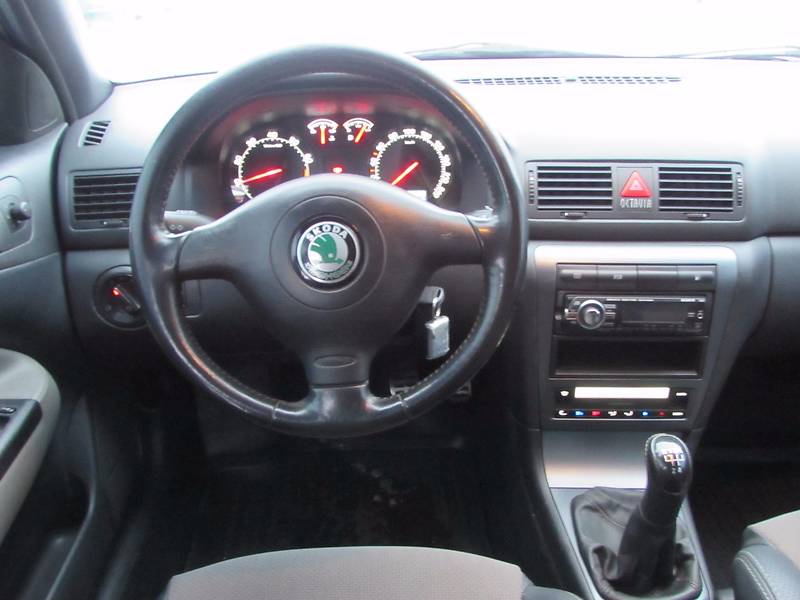 AUTORIA    Skoda Octavia 2007      