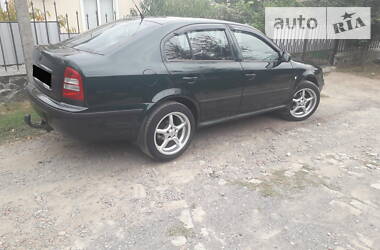 Skoda Octavia  2002