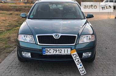 Skoda Octavia A5    1,6 FSI 2007