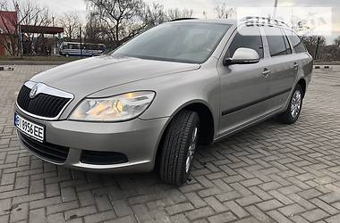 Skoda Octavia  2010