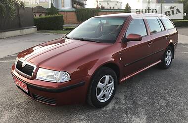 Skoda Octavia AMBIENTE 2001