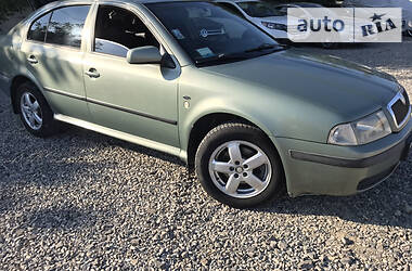 Skoda Octavia  2003