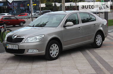 Skoda Octavia Official  2012