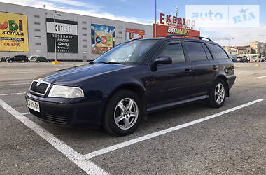 Skoda Octavia   2000