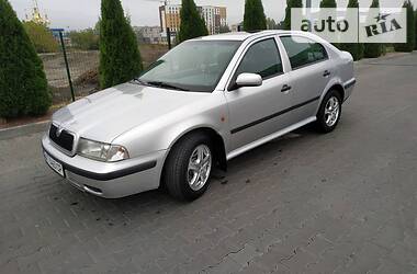 Skoda Octavia  1998